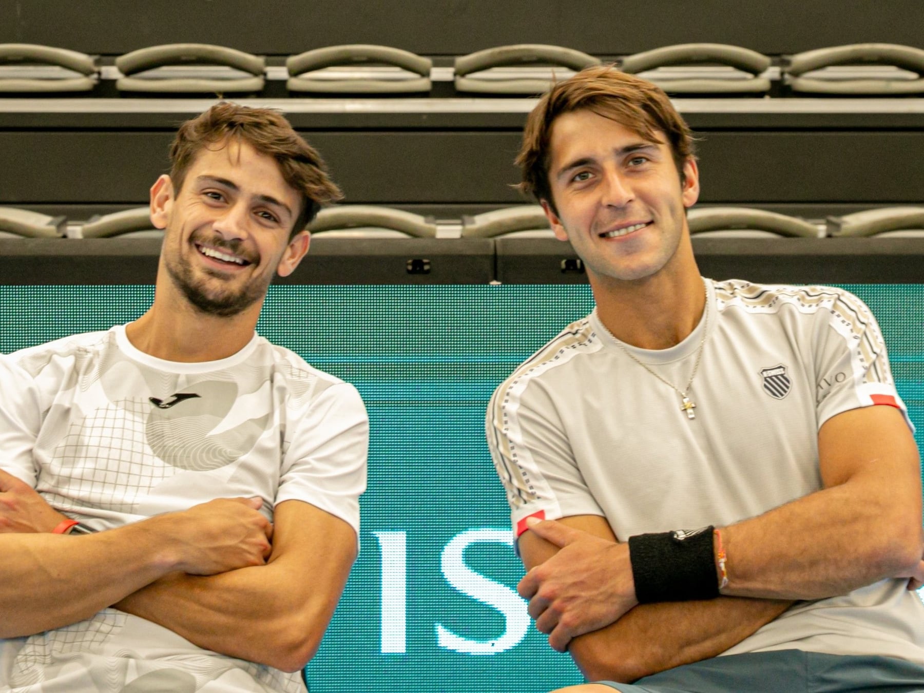 Choque de amigos: Navone y Etcheverry se ven las caras en Nueva York con un boleto a octavos en juego