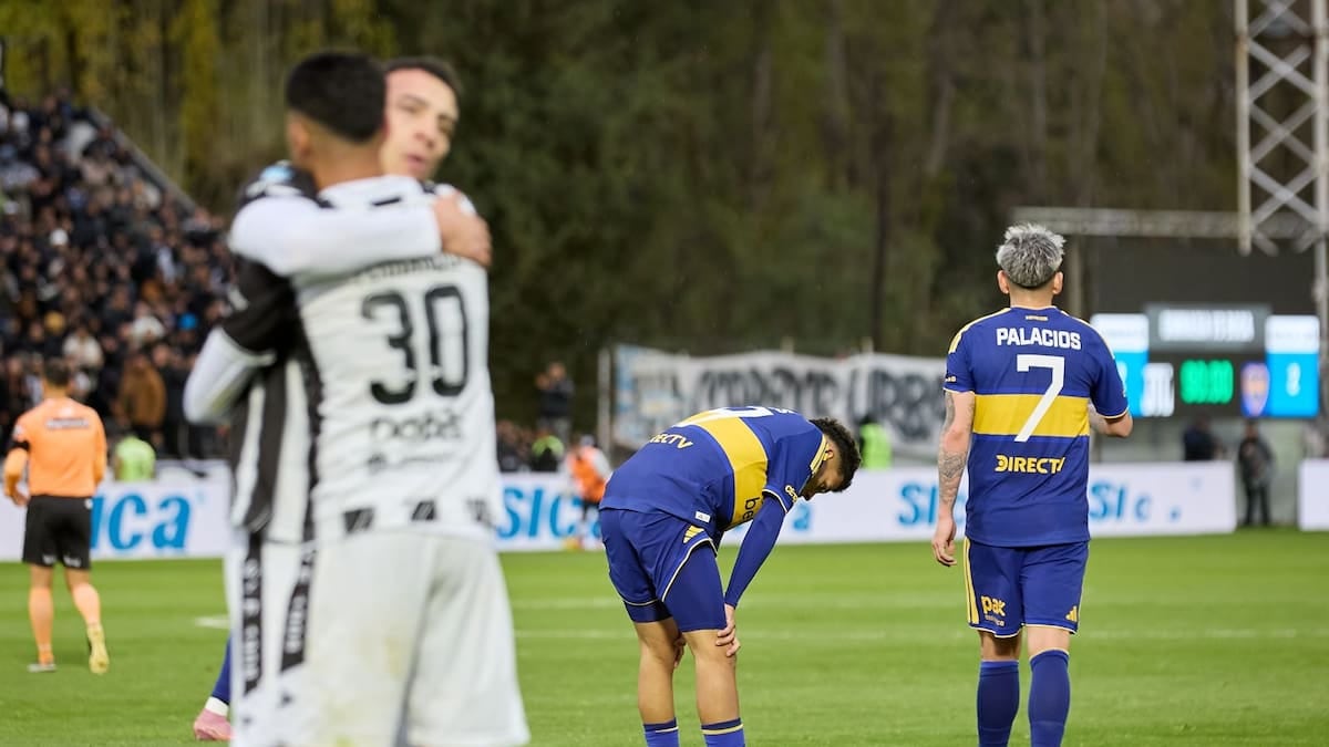 Boca se vuelve a Buenos Aires con gusto a poco: Gimnasia lo empató en el descuento y le arruinó la fiesta