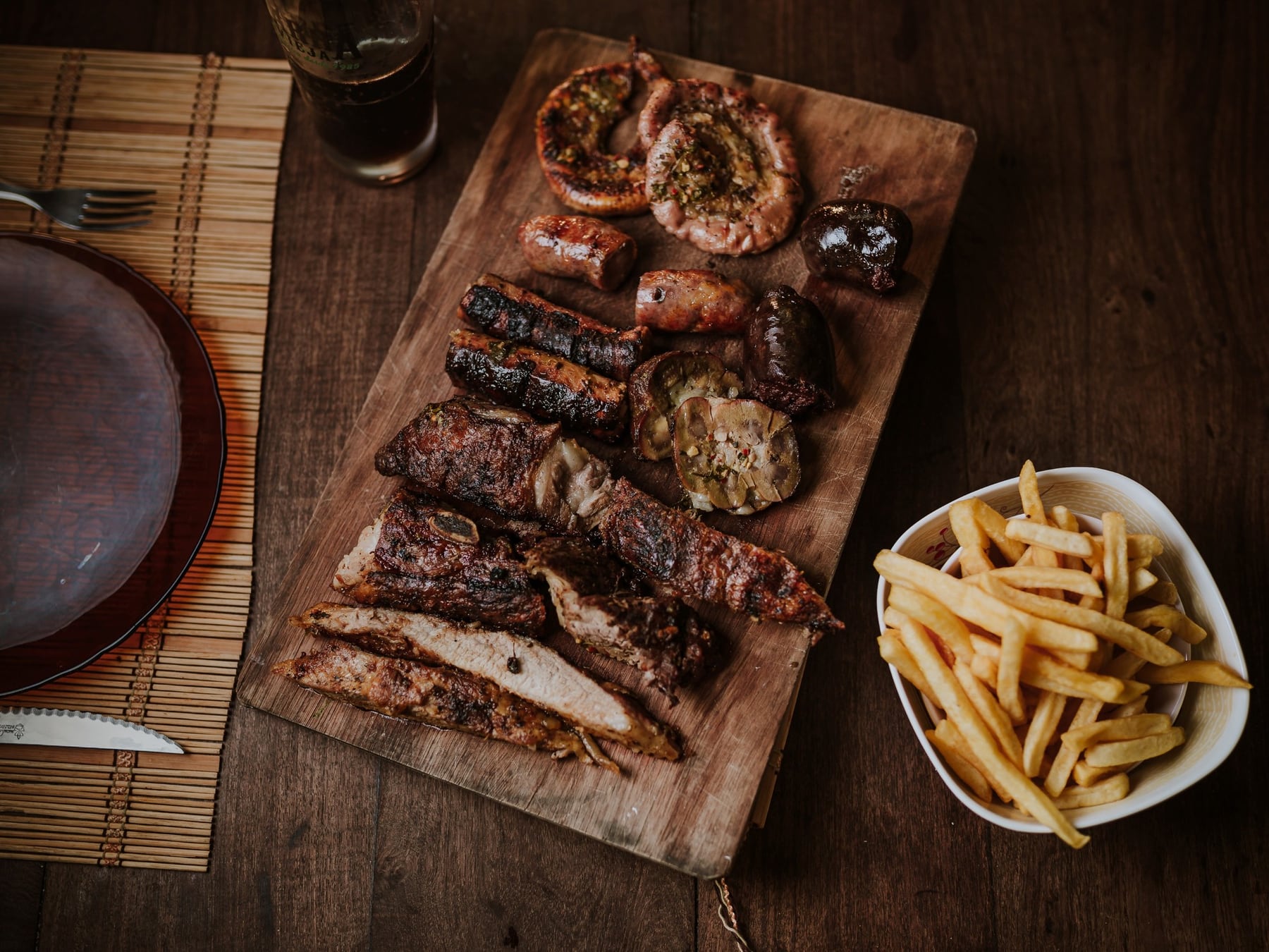 Cuánta carne llevar a la parrilla según la cantidad de comensales y el corte elegido