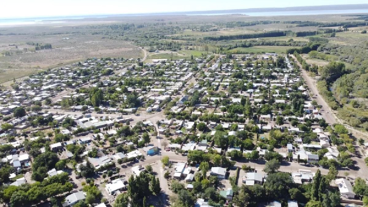 Picún Leufú va por las redes que le faltaban: licitan gas y cloacas para el barrio Portal de las Rosas