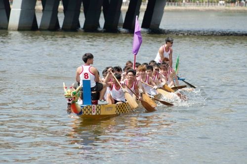 El Limay recibe por primera vez una carrera de dragon boat y abre la convocatoria para armar equipo