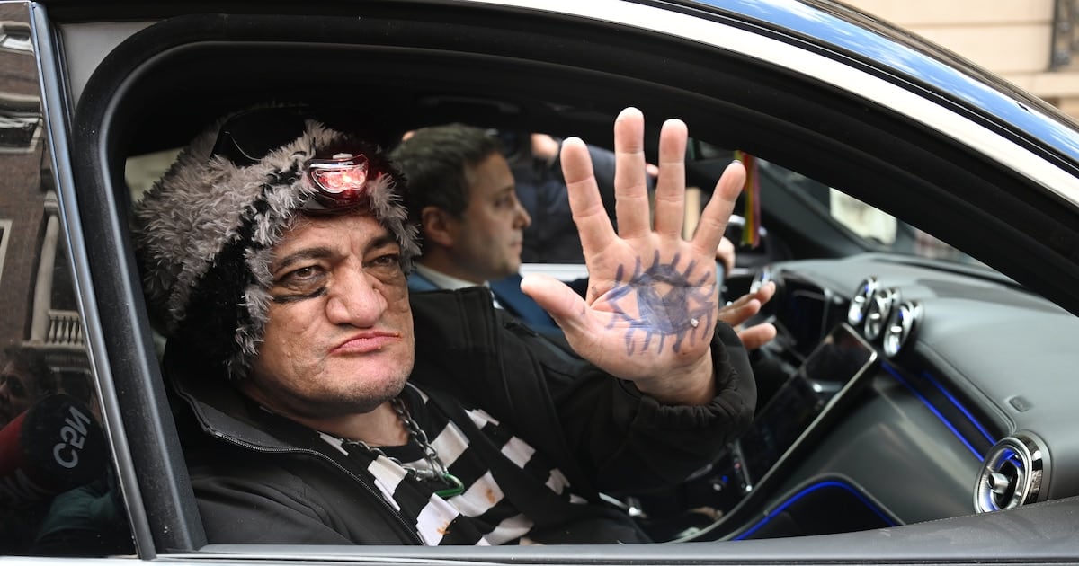Se reanudó el juicio contra Pity Álvarez con el testimonio de los peritos forenses