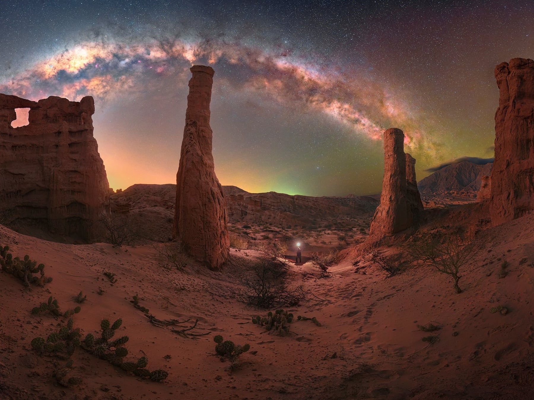 Astrofotografía en el norte argentino: los cielos nocturnos que Gonzalo Santile registró durante una década de travesías