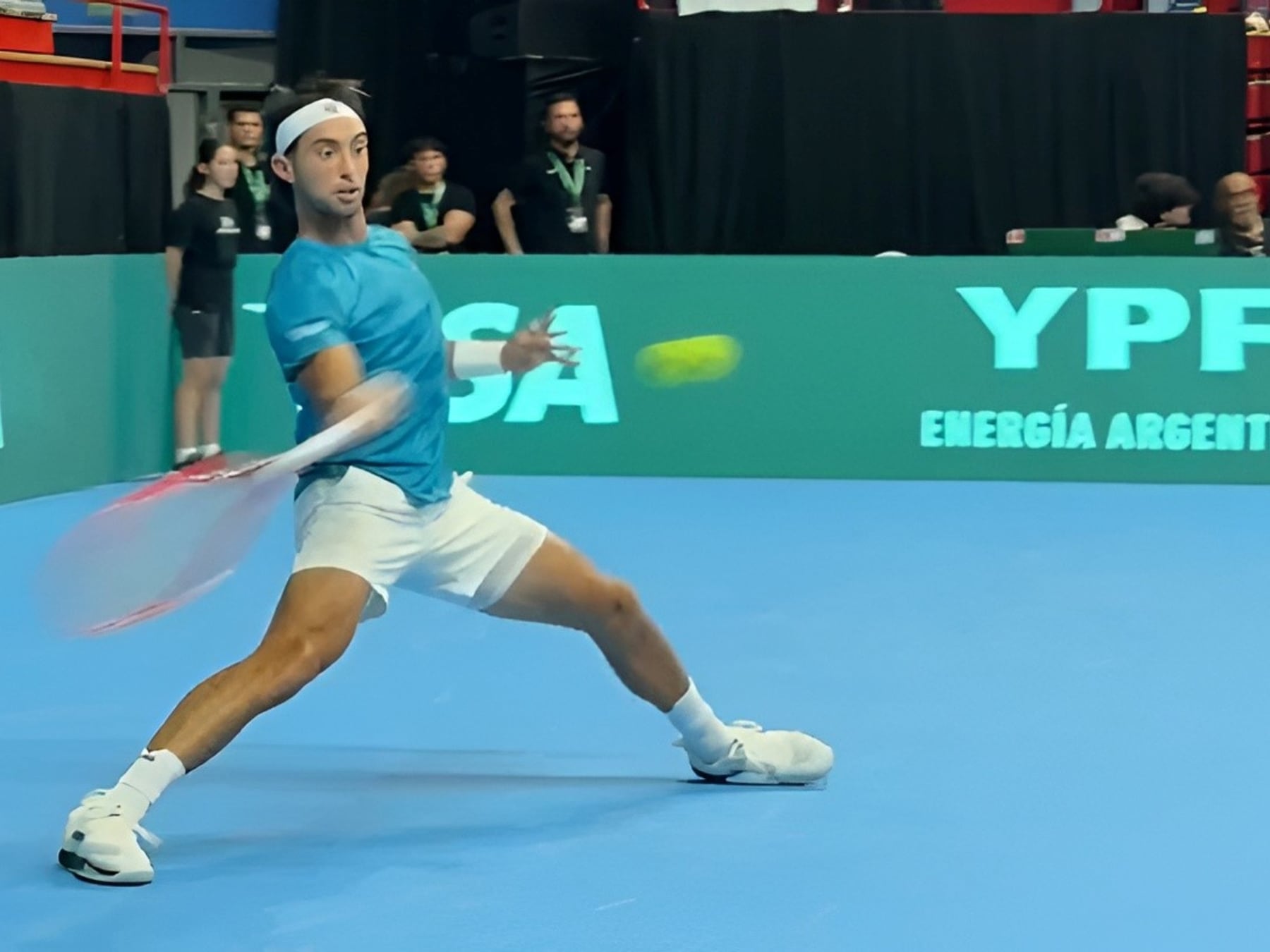 Fran y Tirante le ponen el pecho a la Davis y la Argentina queda arriba en Neuquén