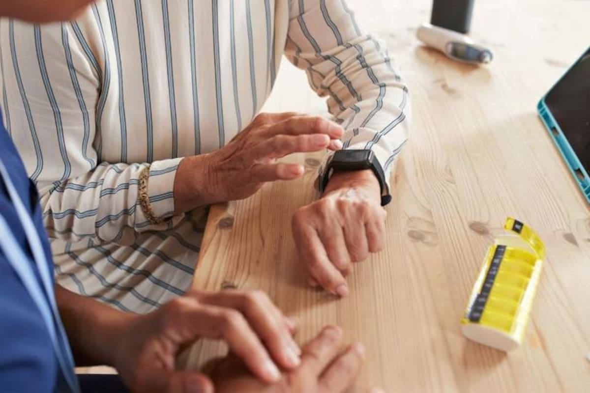 Lebocar, la pastilla que muchos parkinsonianos no están encontrando: Pfizer dice que recién se normaliza en marzo de 2027