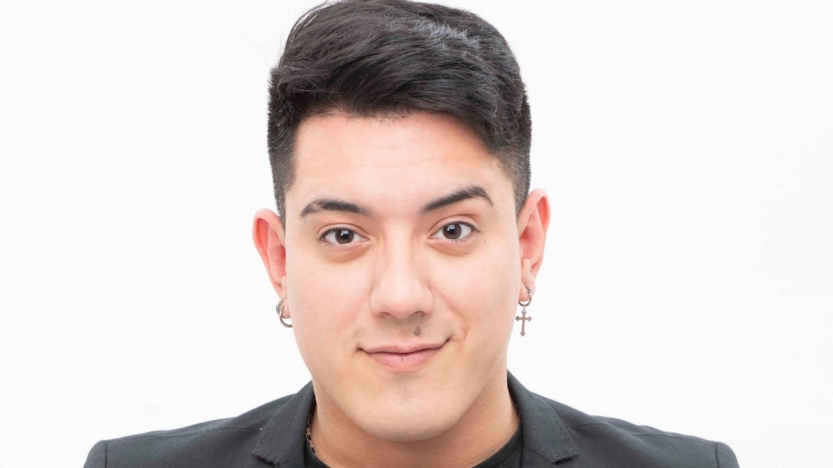 Iván Ramírez se anima a cantar con su propia voz en un concurso de televisión