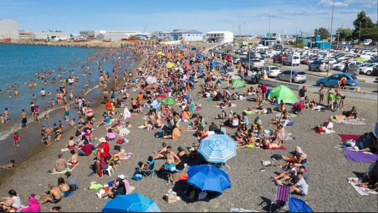 Comodoro Rivadavia se consolida como puerta de entrada a la Patagonia Central con una agenda que combina mar, meseta y patrimonio petrolero
