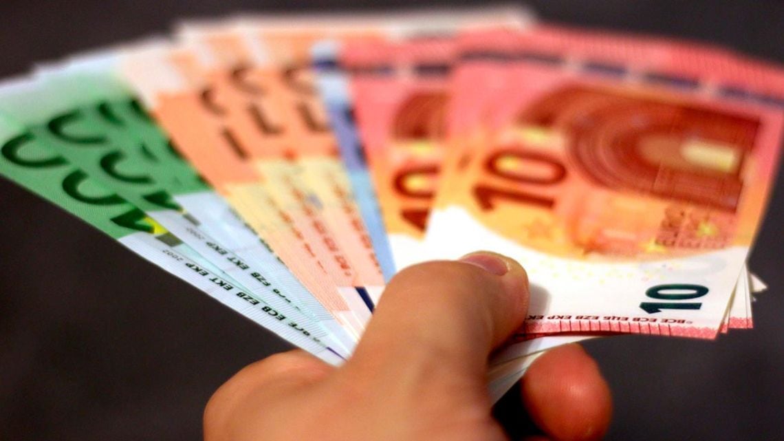 Cotizaciones paralelas en alza: el euro blue vuelve a pegar un salto y abre la jornada con seis pesos más