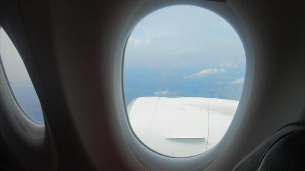 Cuando el miedo a volar empieza mucho antes de subir al avión: la mirada de un neurólogo para ponerlo en perspectiva