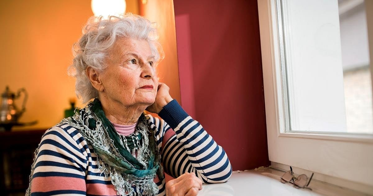 Vivir solo o estar solo: dos cosas distintas que pesan distinto sobre la salud