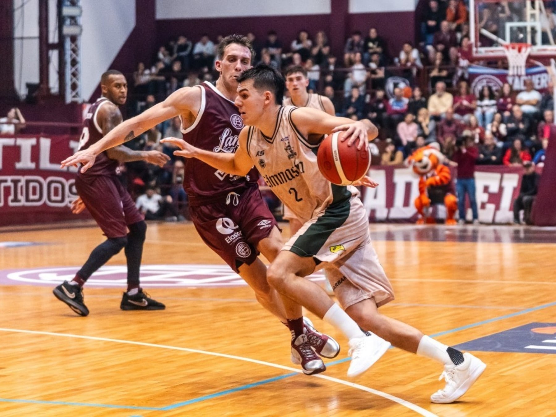 Gimnasia avisó en la primera pelota: el campeón arrancó la Liga con una paliza de 92-74 sobre Lanús