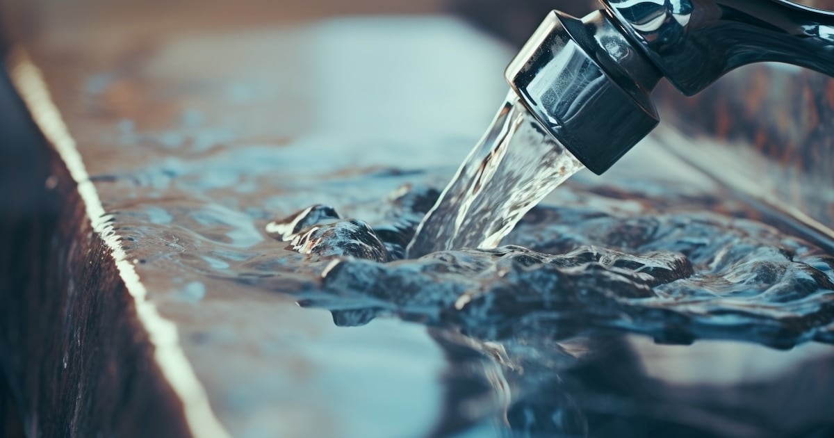 Agua y cloacas: AySA pidió una suba promedio del 22,6% para seis de cada diez hogares del Área Metropolitana