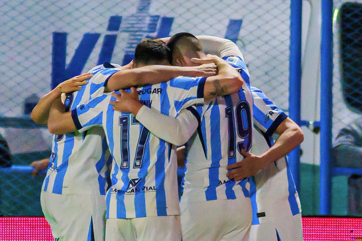 Racing ganó en Río Cuarto y arrancó el ciclo Romero con el pie derecho