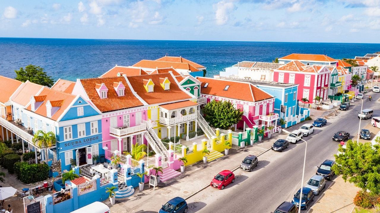Curazao, la isla del Caribe que combina calas, capital colonial y rutas en todoterreno