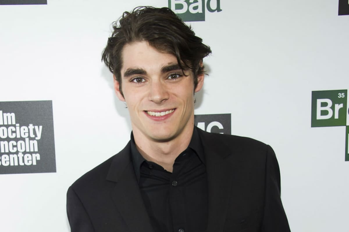 Despedida con el corazón roto: se fue RJ Mitte, el hijo de Breaking Bad que llevó la parálisis cerebral a la pantalla