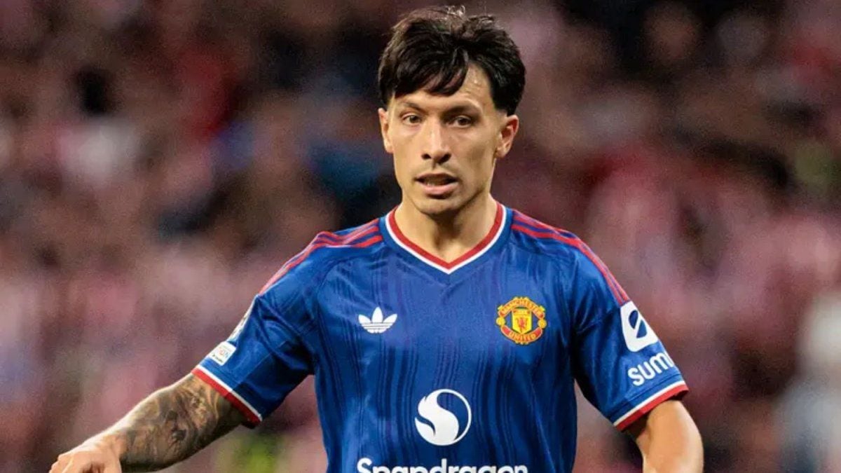 Palacio abierto en Manchester: Lisandro le tiró la bronca a la dirigencia y Rooney le contestó con todo