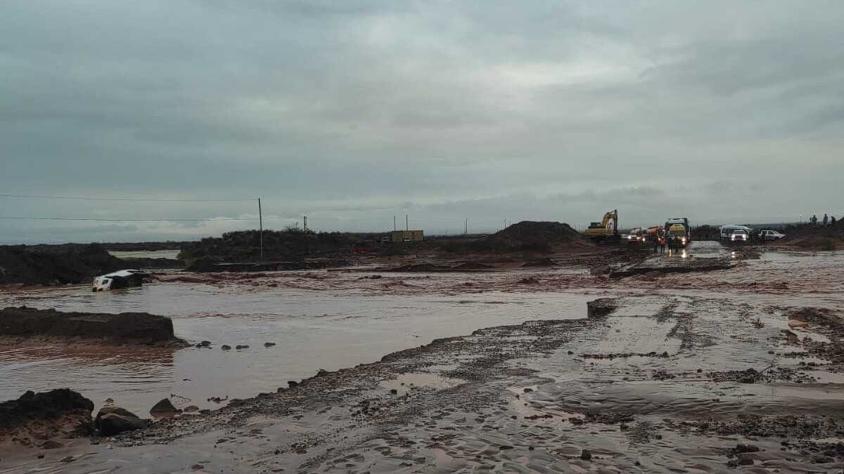 Rincón de los Sauces, bajo el agua: más de medio centenar de asistencias y una ruta clave todavía cerrada