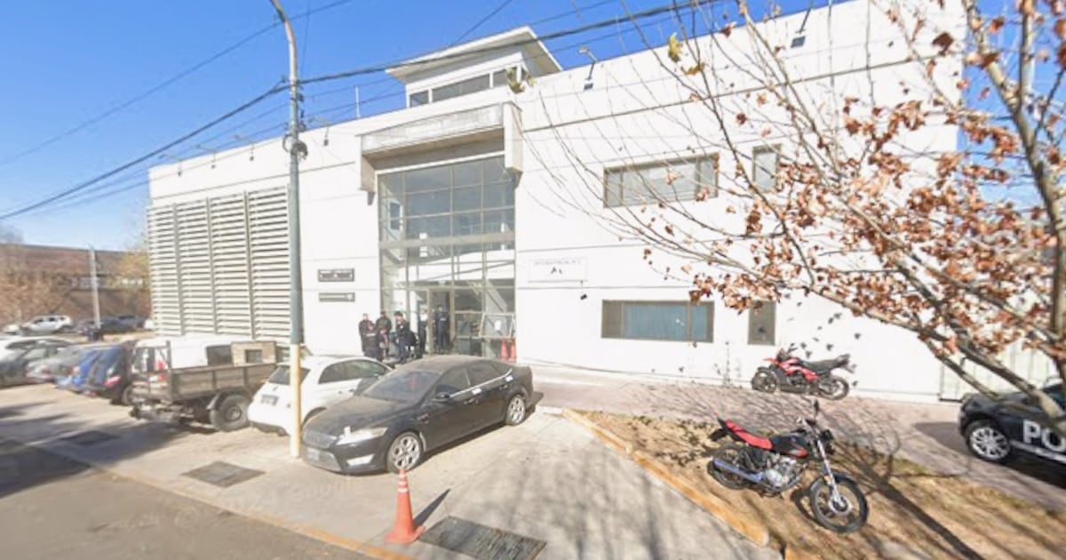 Imputan a un efectivo mendocino por violar a una detenida en la comisaría de Godoy Cruz