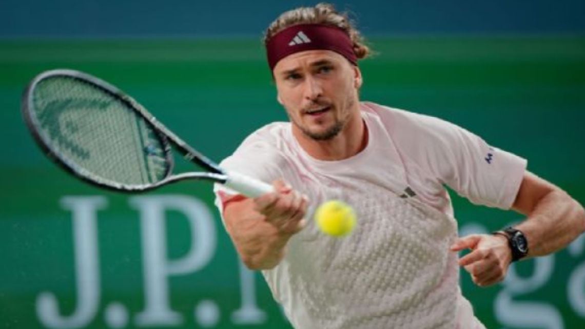 Zverev barrió a De Miñaur en Shanghai y va por la semi: ahora lo espera un Davidovich que casi no jugó