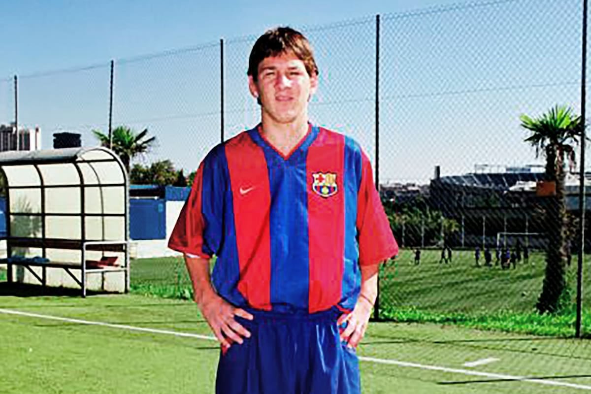 Aquella servilleta que le salvó la carrera: cuando Barcelona dudó de Messi y un formador mandó a ficharlo igual