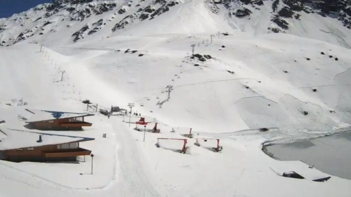 Avalancha en la cordillera chilena: tres montañistas murieron y cuatro resultaron heridos cerca del centro de esquí Portillo