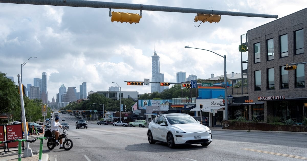 El rompecabezas de los robotaxis: cuando cada ciudad quiere mandar su propio título