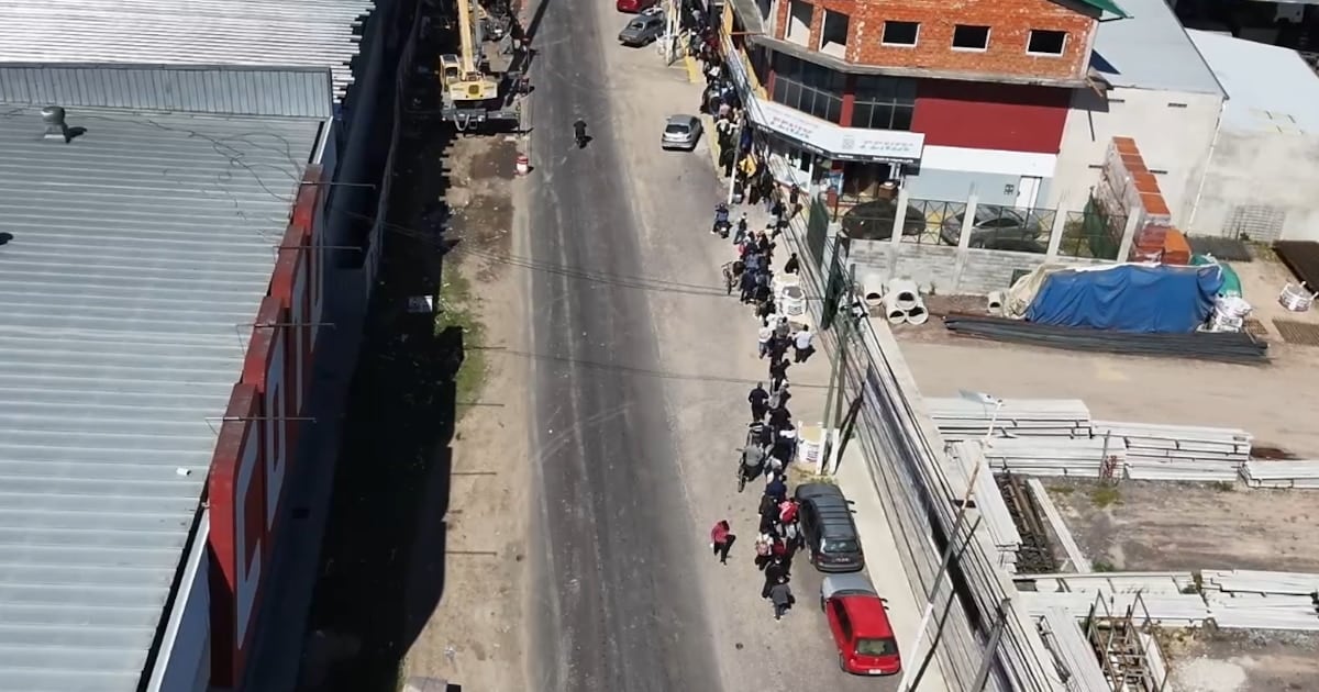 Una mañana de octubre que dejó al descubierto la herida abierta del empleo en Ezeiza